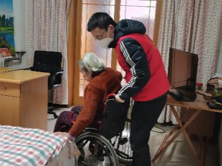 【疫情防控】盡銳出戰(zhàn)護我城，工投先鋒在行動 ——集團干部下沉一線系列（二）