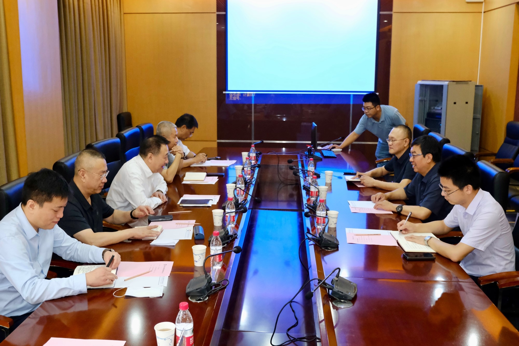 工投集團(tuán)黨委書記、董事長金輝拜訪西北有色金屬研究院