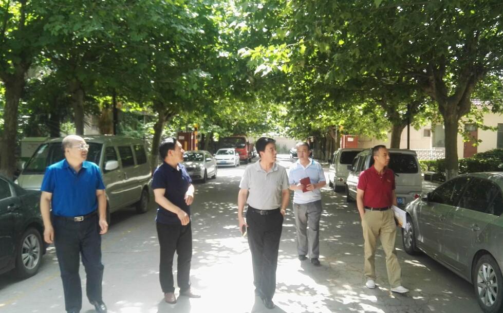 集團大調(diào)研第五組赴正合物業(yè)標(biāo)準分公司調(diào)研