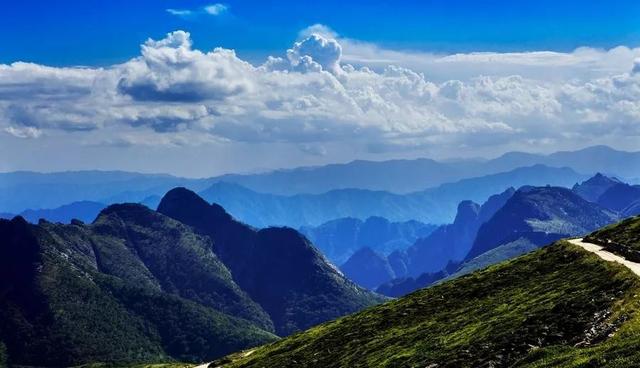 【環(huán)?！筷兾鞣e極整治秦嶺北麓西安境內(nèi)違建別墅(組圖)